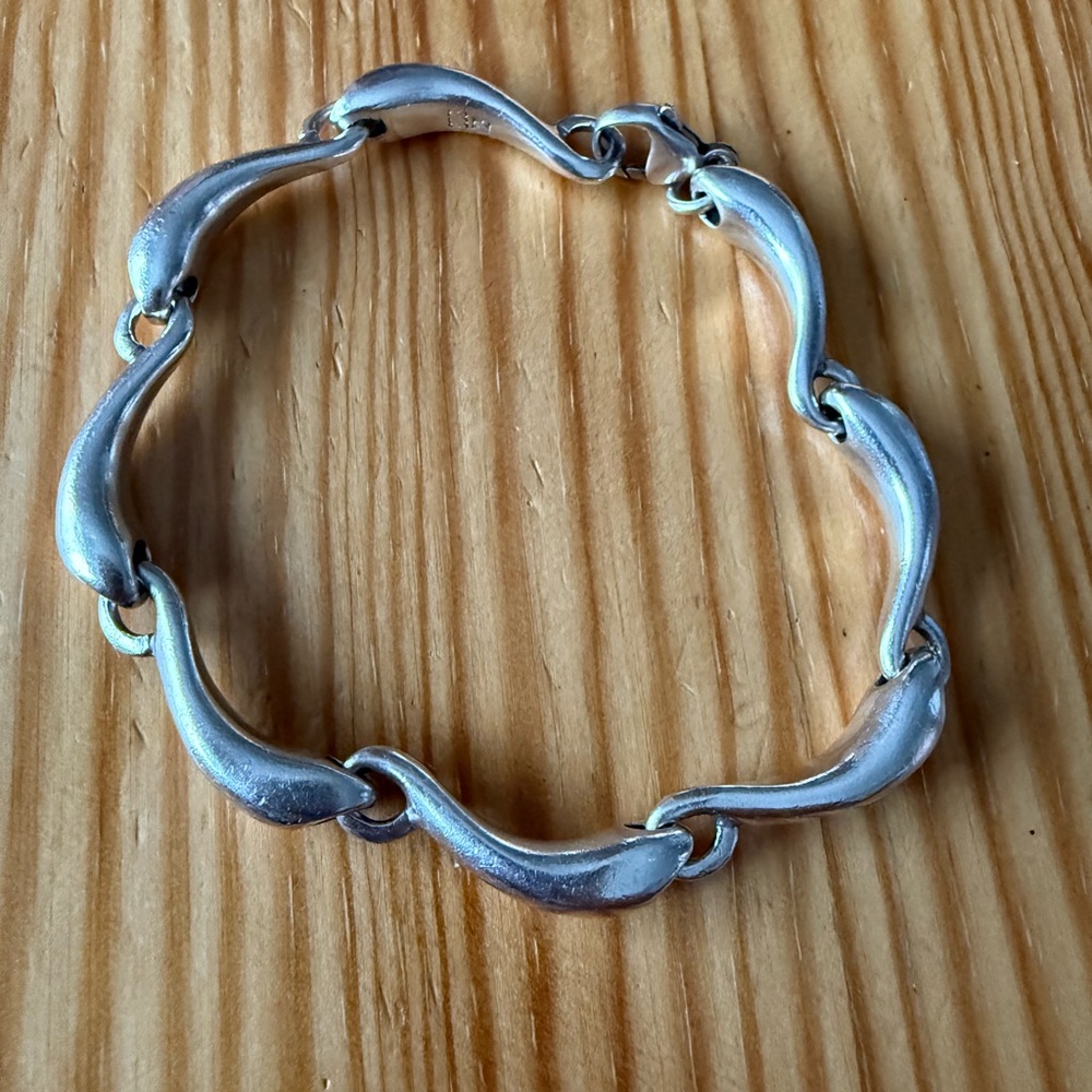 EUC 925 Sterling Silver Cornicello Bracelet, 7.5 inches